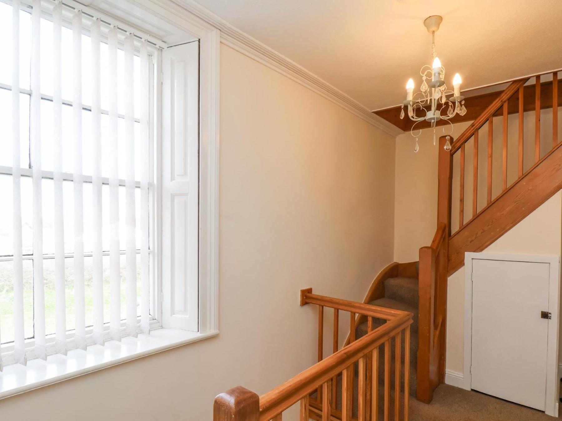 Mayfield Manor Уитби Экстерьер фото